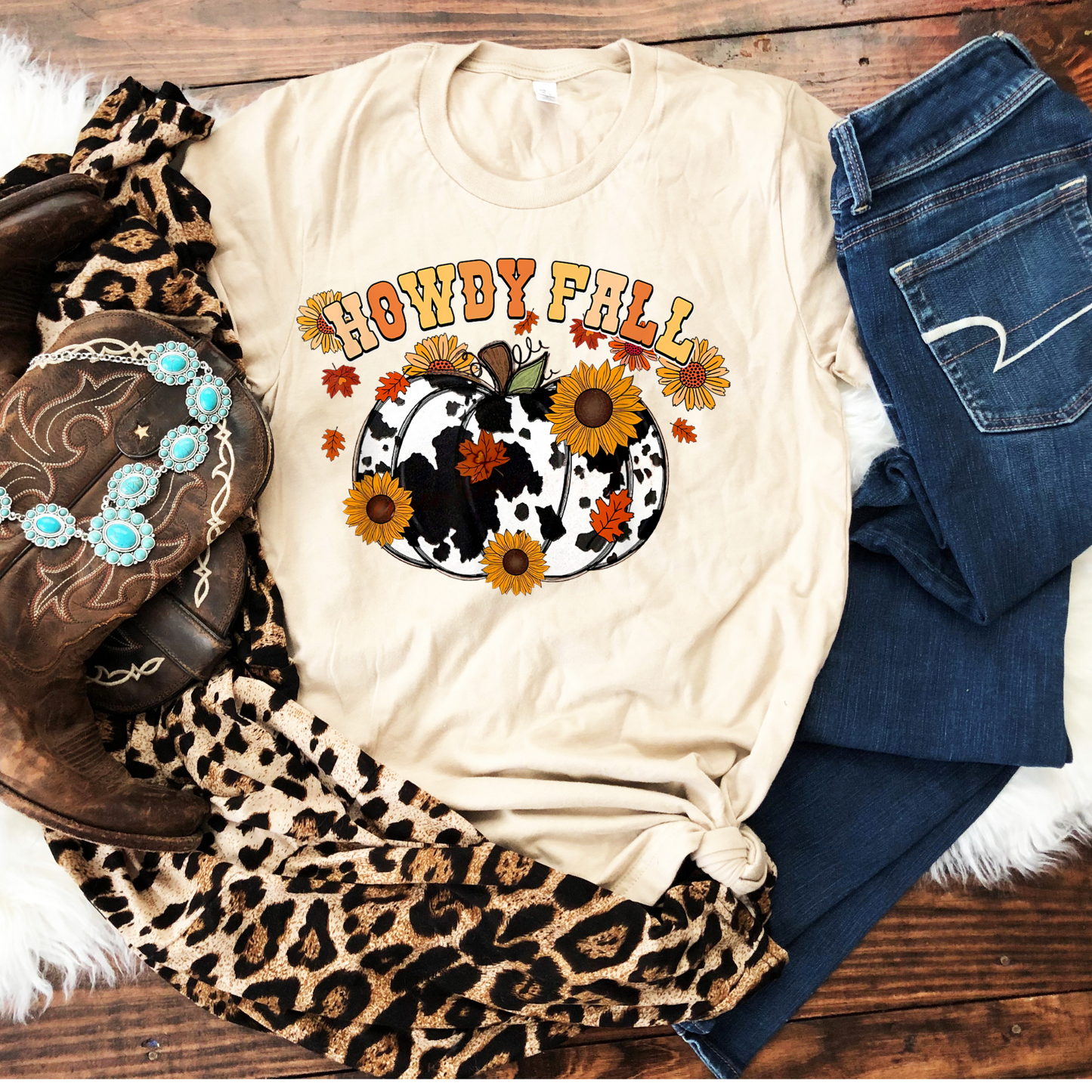 Howdy Fall Cow Pumpkin Graphic Tee