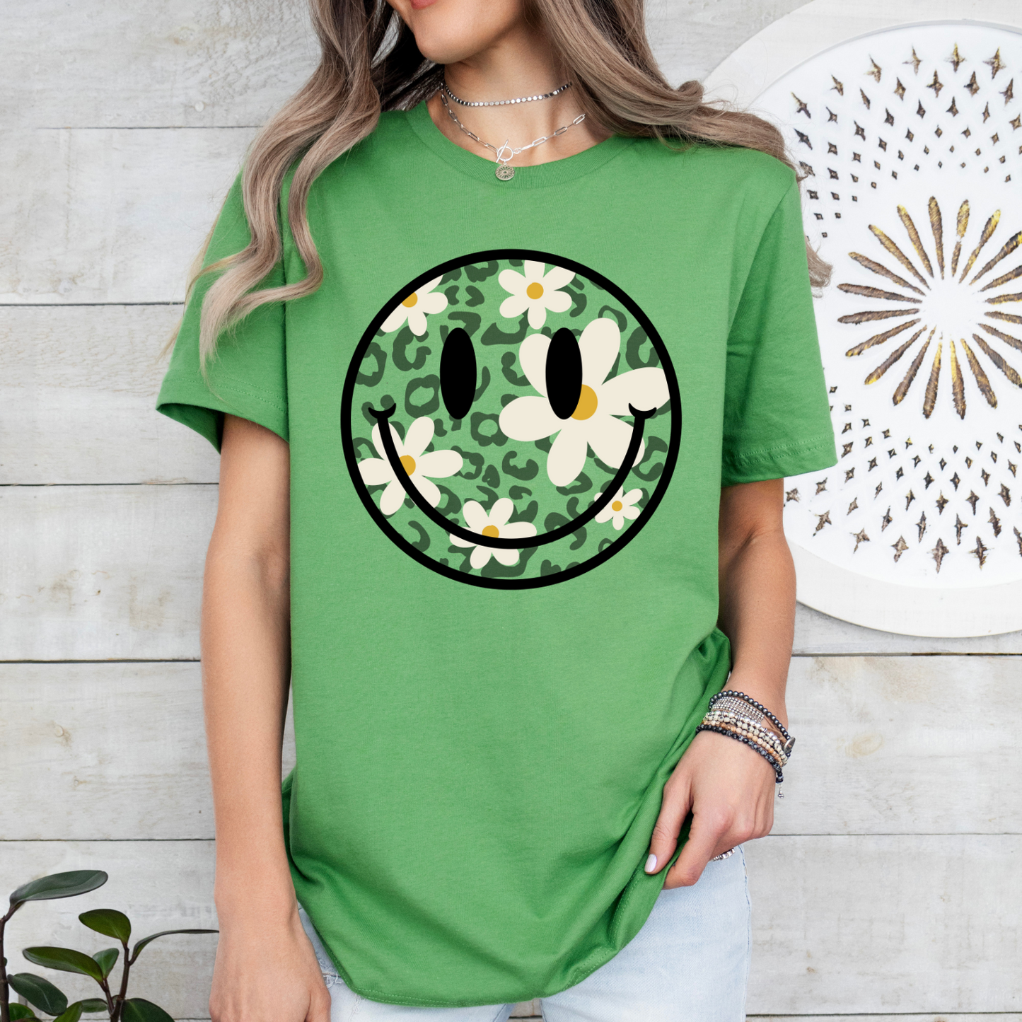 Smiley Daisy Graphic Tee