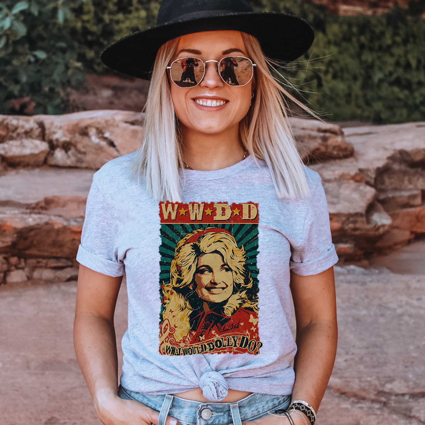 What Would Dolly Do Graphic Tee