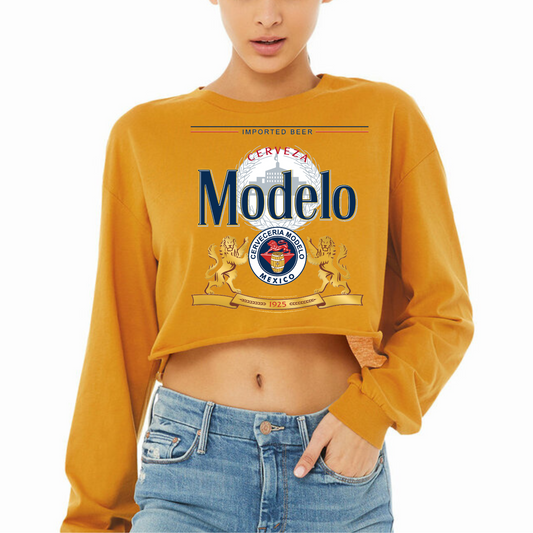 Modelo Cropped Long Seeve